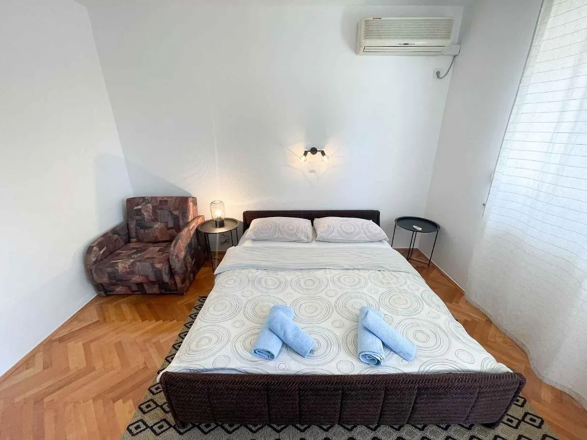 Apartments In Crikvenica 42053 Croatia