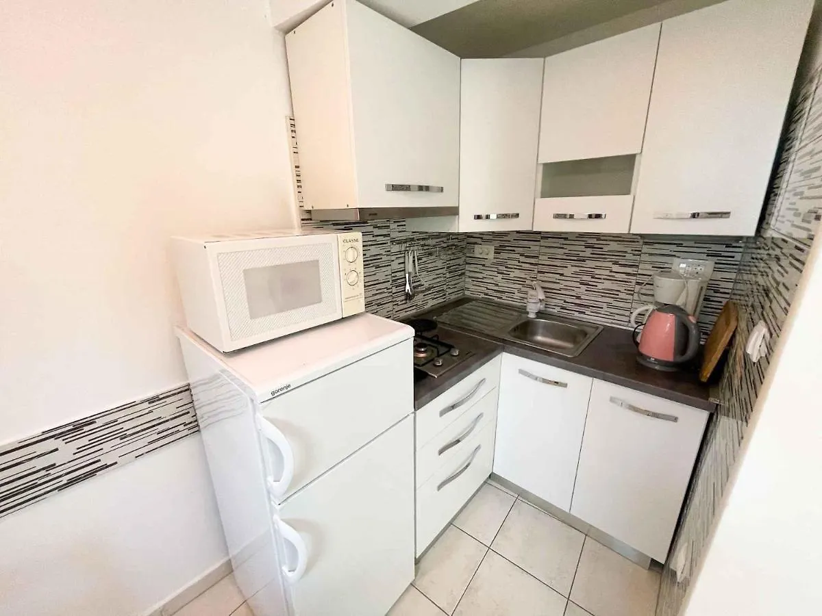 Apartments In Crikvenica 42053