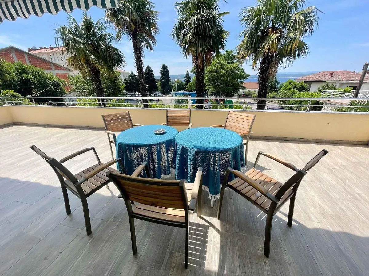 Apartments In Crikvenica 42053