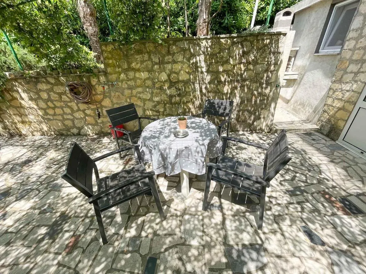 Apartments In Crikvenica 42053