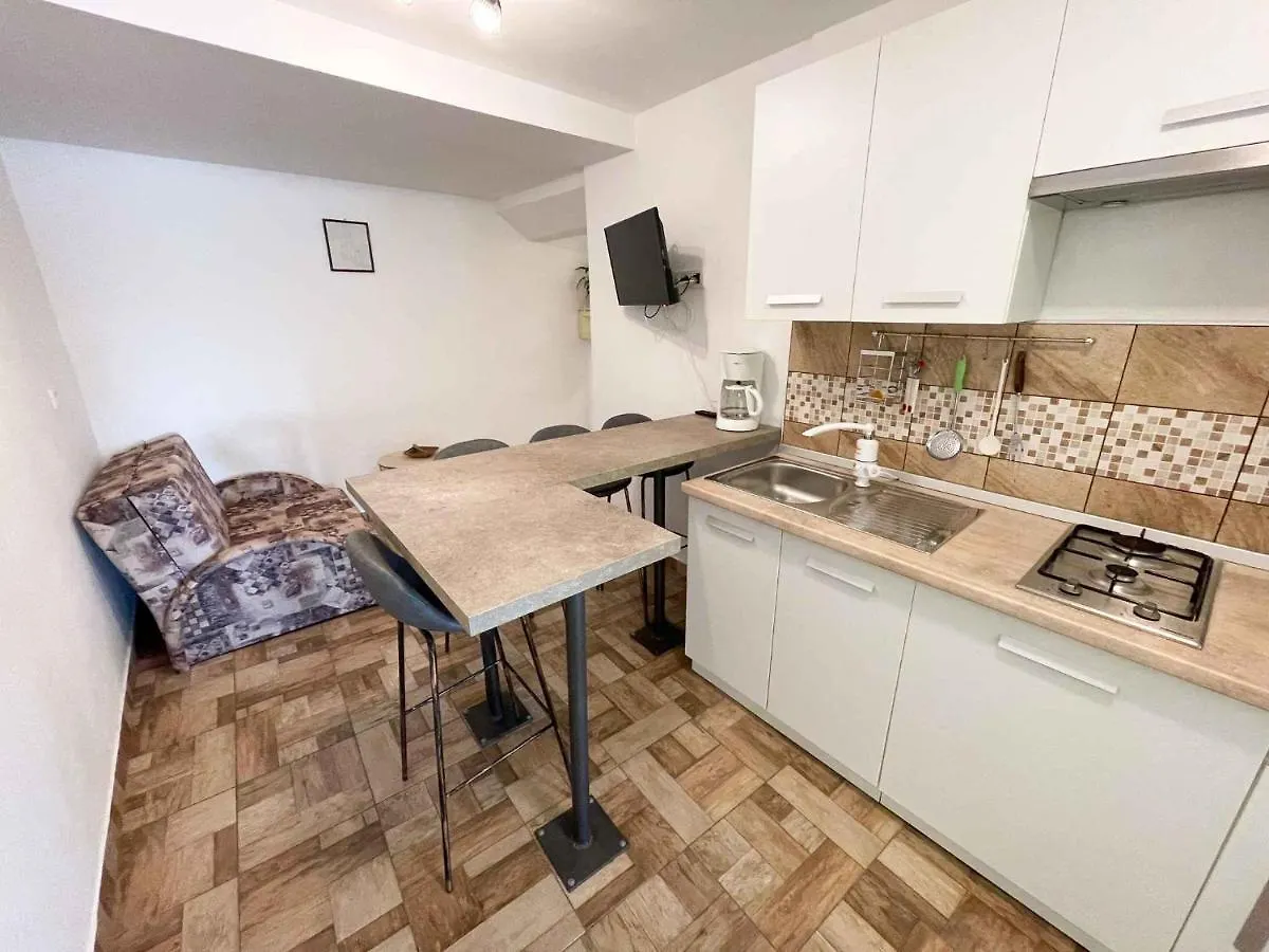 Apartments In Crikvenica 42053