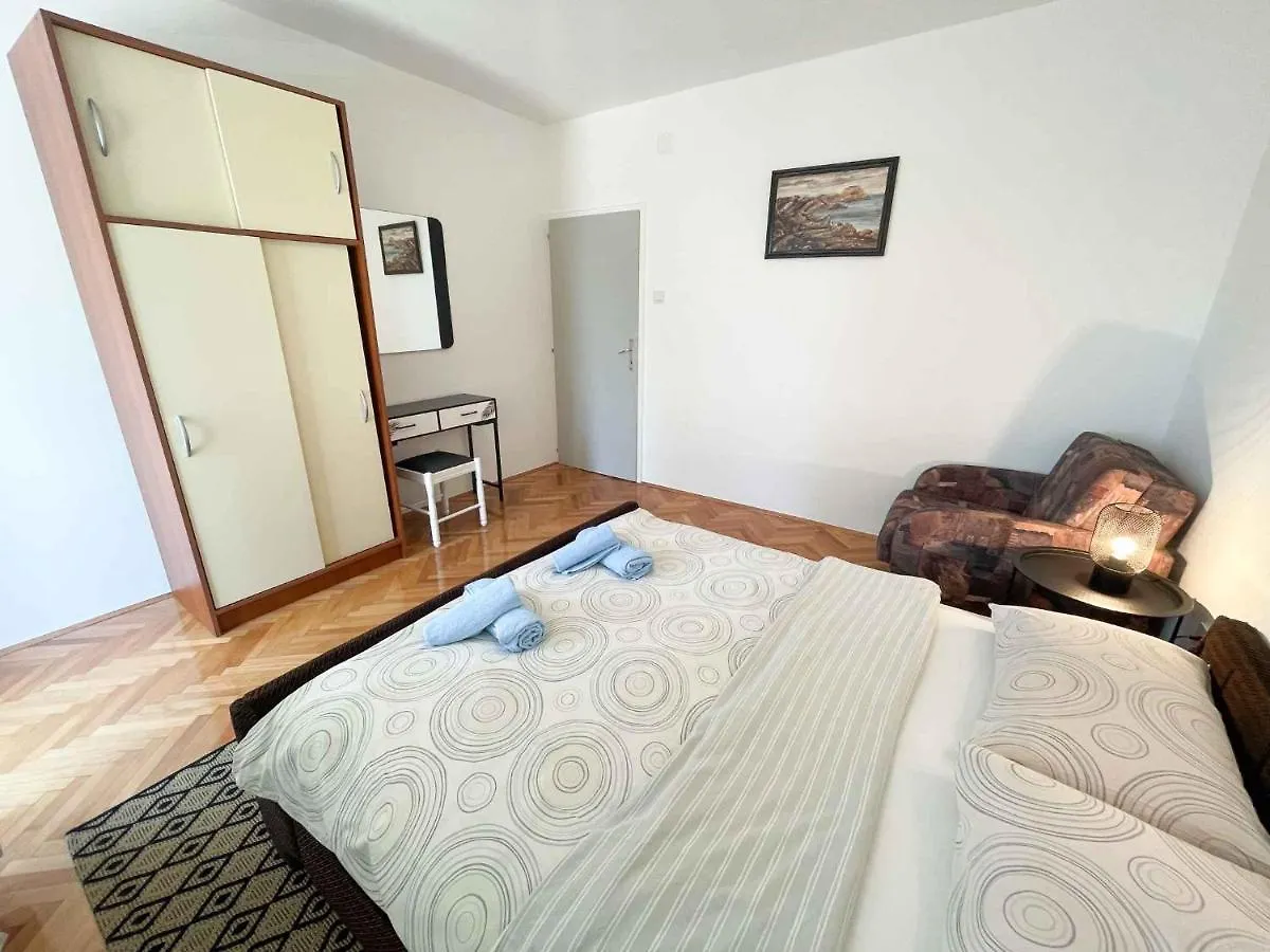 Apartments In Crikvenica 42053 Croatia