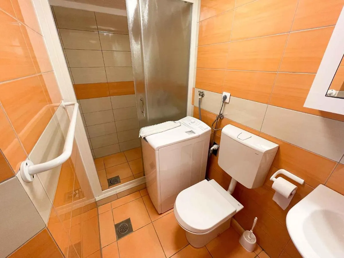 Apartments In Crikvenica 42053