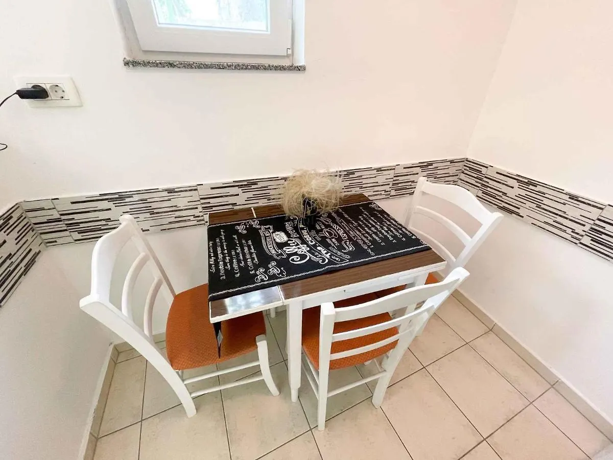 Apartments In Crikvenica 42053